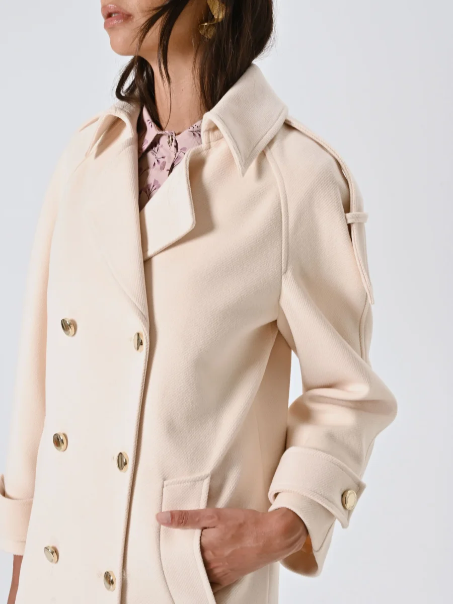 Cappotto Beige Doppiopetto Over con Mostrine – Image 4