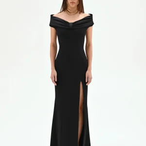 Abito lungo nero con scollo drappeggiato