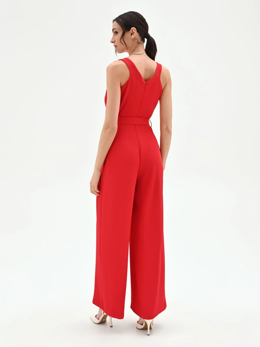 Tuta rossa in cadi con pantaloni palazzo e cintura – Image 3