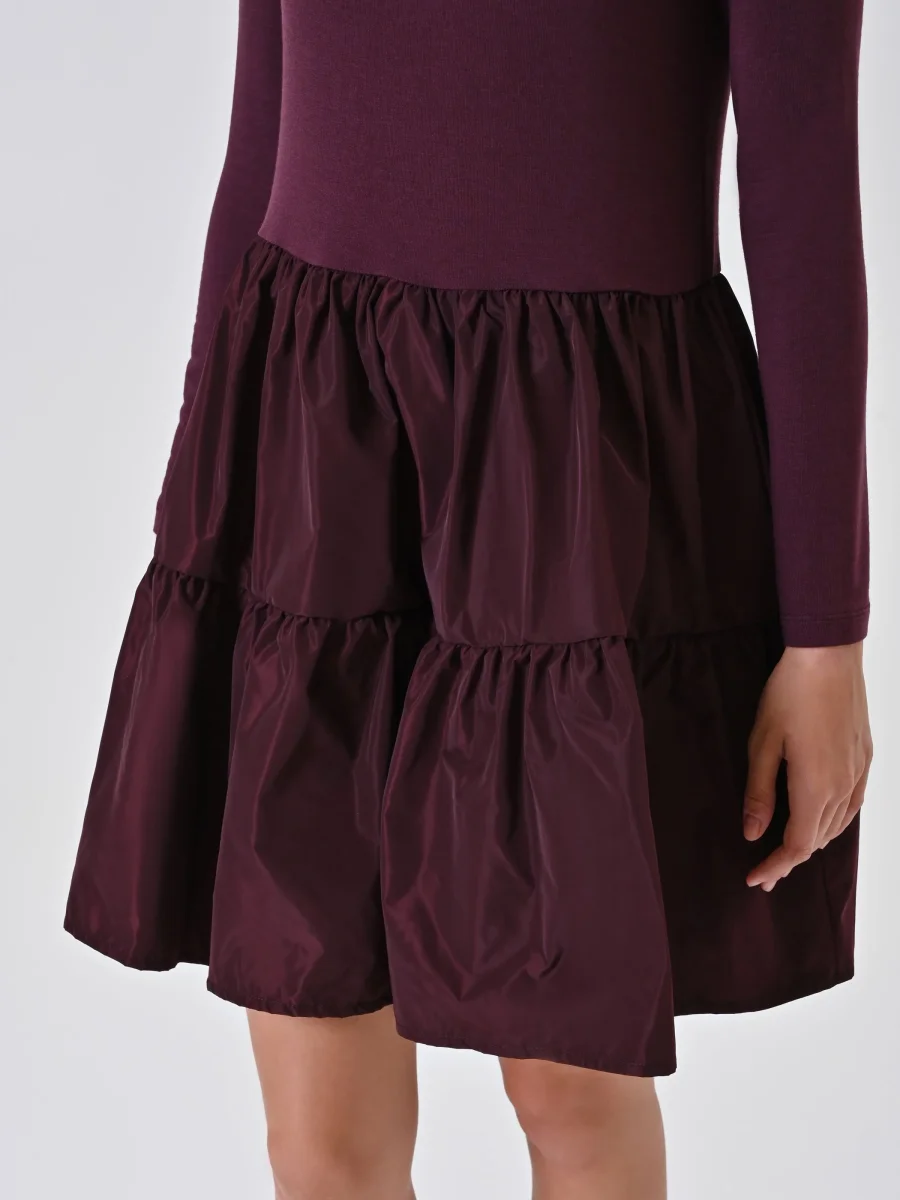 Abito Bordeaux in Maglia con Gonna a Balze