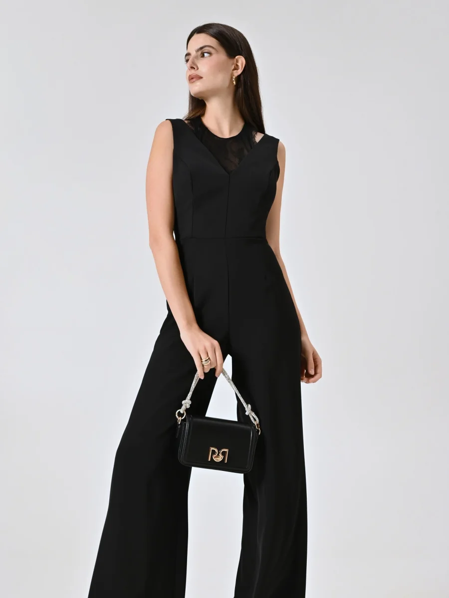 Tuta Nera con Inserto in Pizzo e dettaglio Cut Out – Image 7