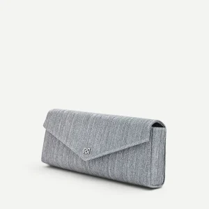 Pochette argento brillante dal design rettangolare