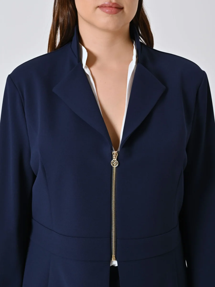 Giacca Curvy Blu con Zip in Scuba mano Crepe – Image 3