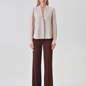 Camicia Beige con Scollo a V