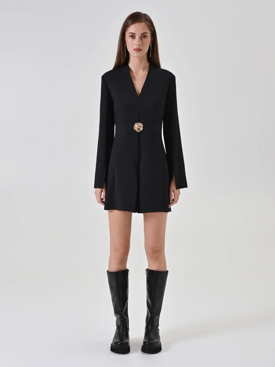 Tuta blazer nera con fibbia gioiello – Image 4