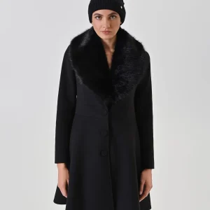 Cappello con Pon Pon e Trecce Nero