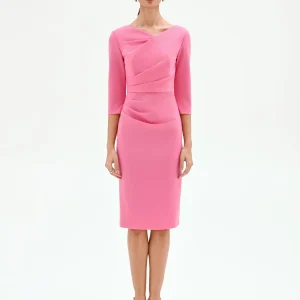 Abito tubino rosa con drappeggio asimmetrico