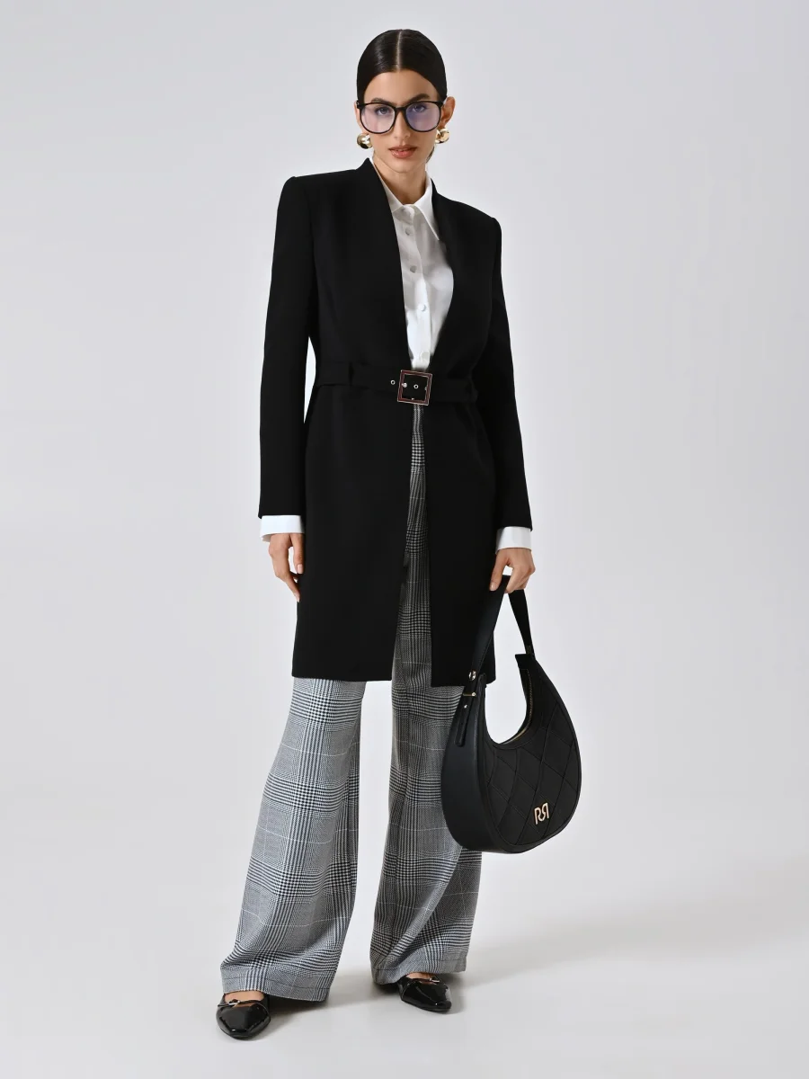 Spolverino Nero con Fibbia Geometrica – Image 7