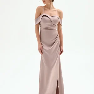 Abito lungo atelier rosa antico con drappeggio