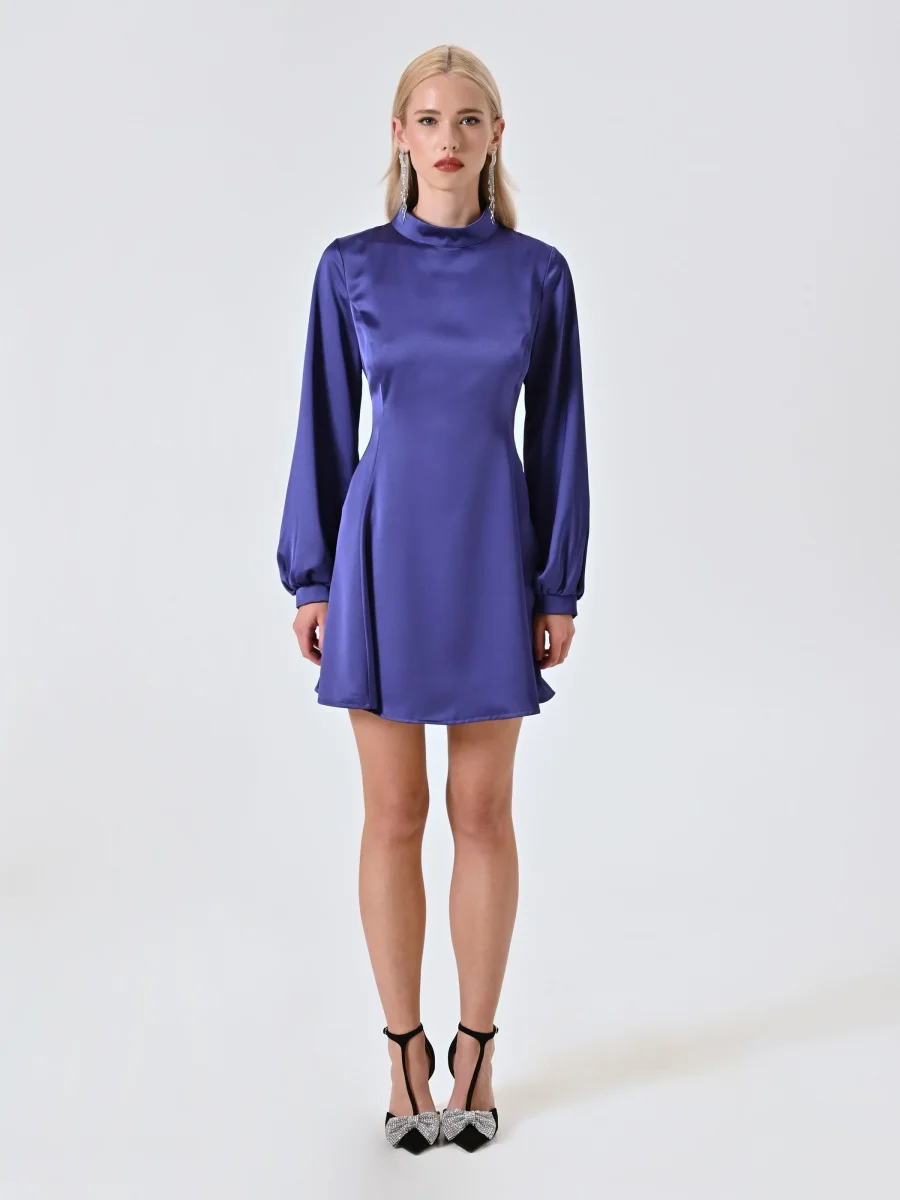 Abito Corto con Schiena Scoperta – Image 5