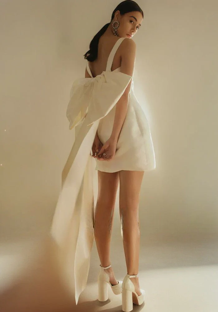 Robe de mariage civil classe – Image 4