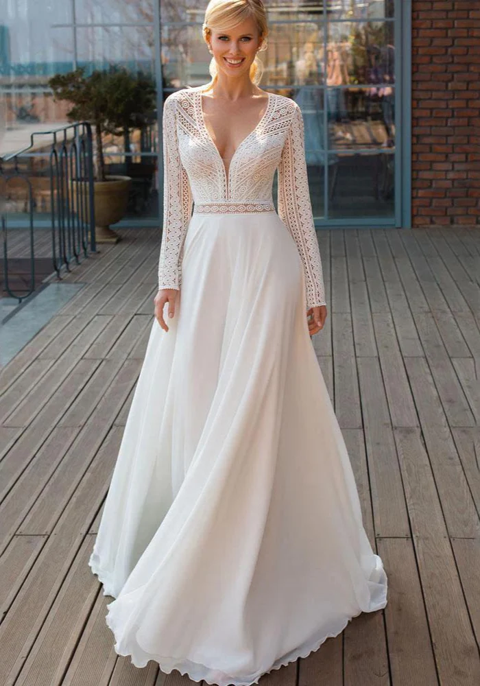 Robe de mariage civil manches longues – Image 2
