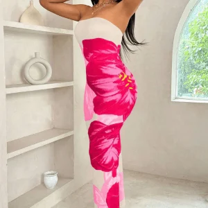 Robe Moulante Épaules Dénudées