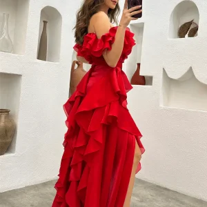 Robe Rouge A Volant